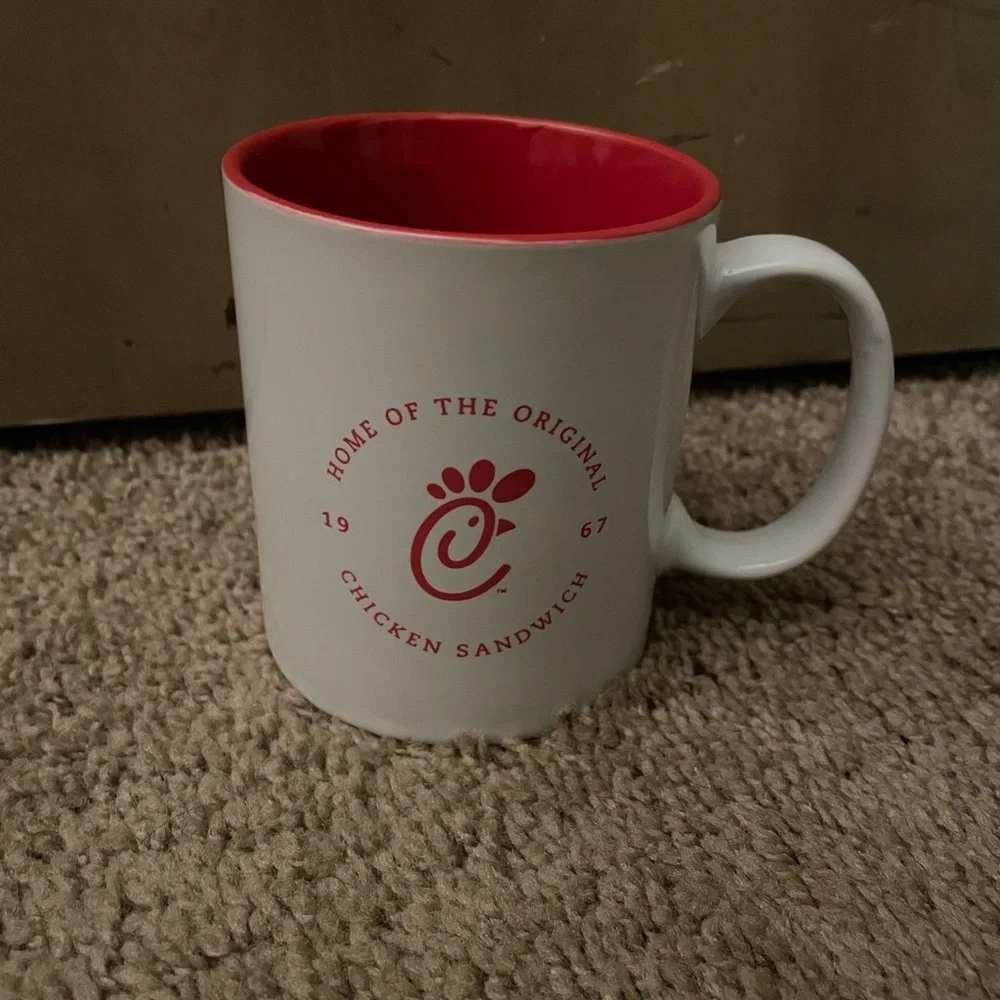 Chick-fil-A Mug - Picture 1 of 3